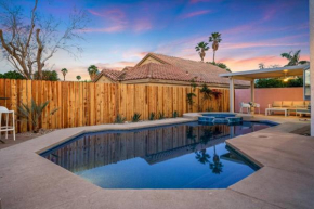 Sundown Oasis With Private Pool And Spa